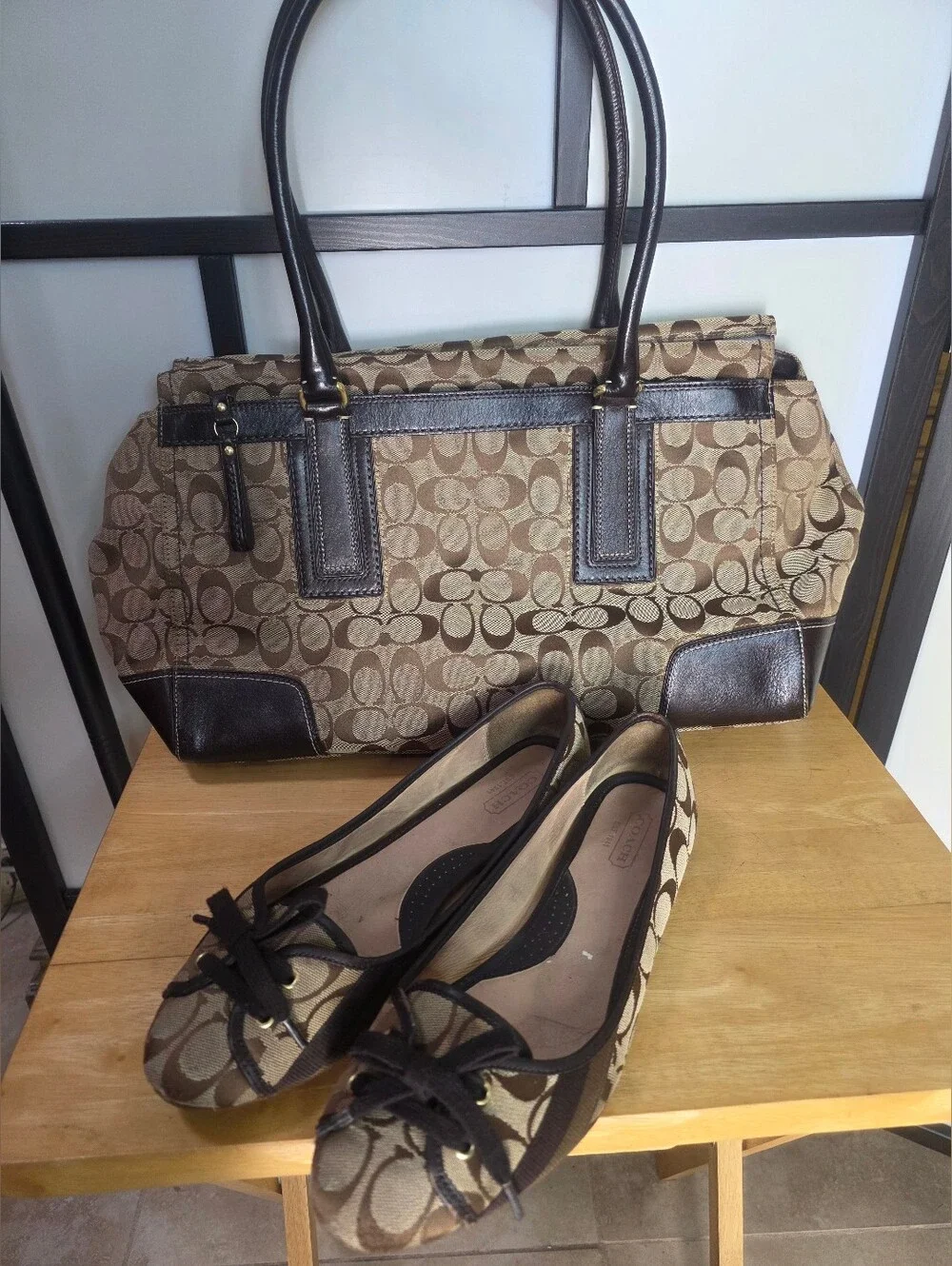 Coach Tote Bag & Shoes Signature Canvas Tote Brown with Dark Brown Trim SIZE 11